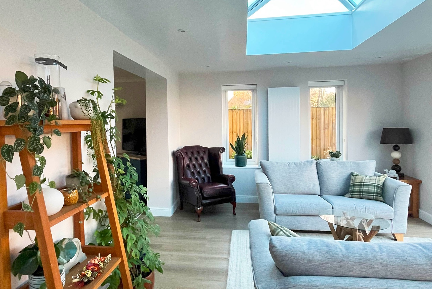 8 Top Tips to Bring the Outdoors in to Your Garden Room